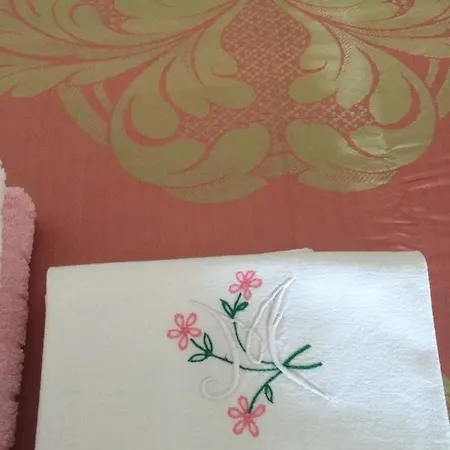Maison Rose Apartment *